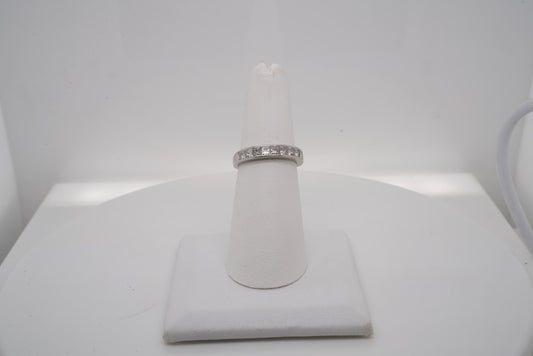 LADIES PLAT AND PRINCESS DIAMOND BAND CHANNEL SET 0.60CTW