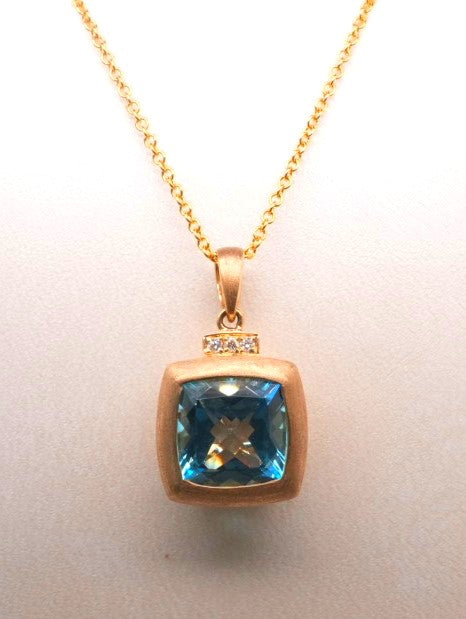 EFFY 14K YG .02 CT DIA 3.75 CT BLUE TOPAZ 18" NECKLACE