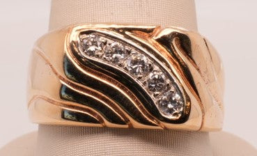 GTS 14K YG DIAMOND BAND APX 0.25CTW