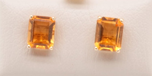 LADIES 14K YG CITRINE STUDS