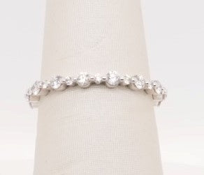 MICHAEL M 18K WG BAND 0.50CTW B323