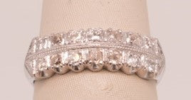 PLATINUM ESTATE DIAMOND RING APX 0.25CTW