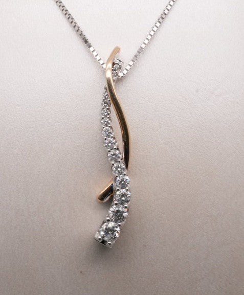 LADIES 14K TT DIAMOND PENDANT