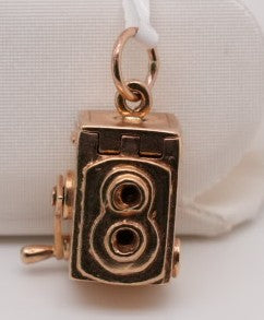 14KYG CAMERA CHARM