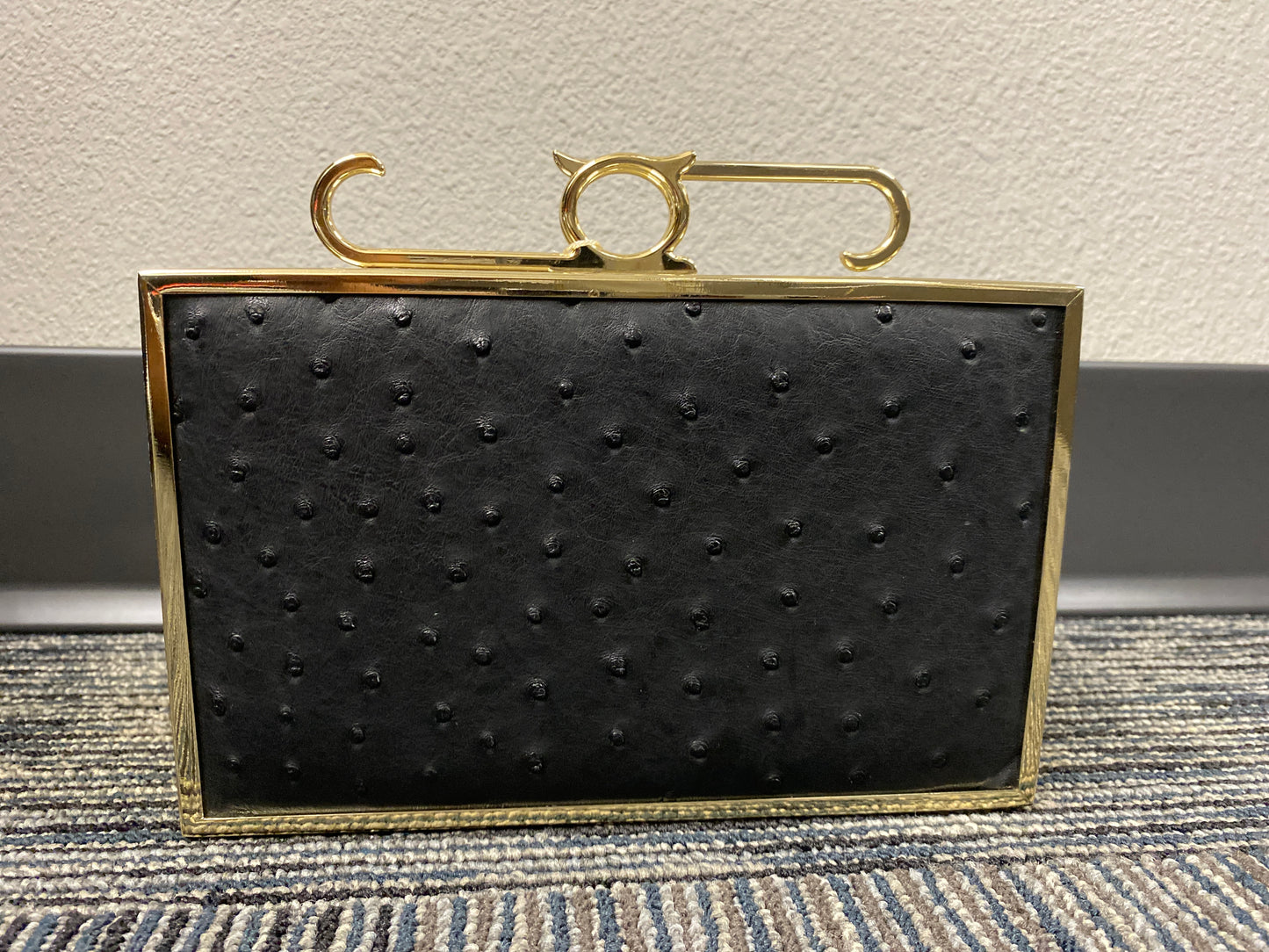 OSTRICH CLUTCH BLACK