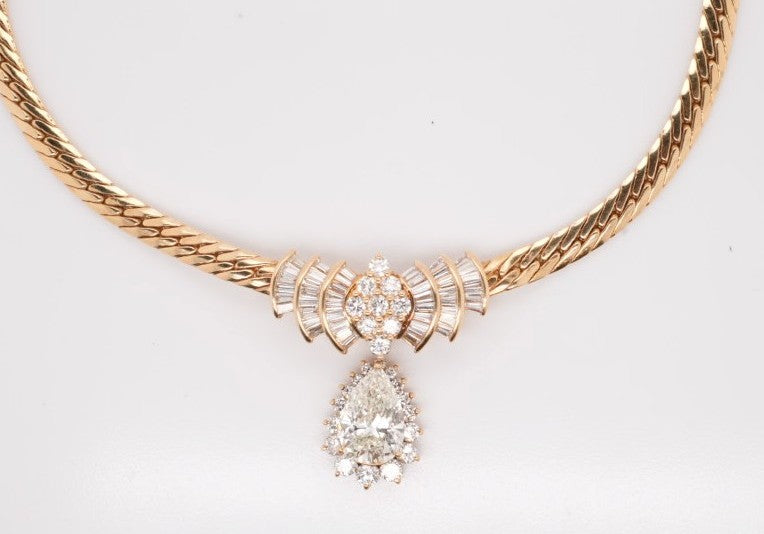 LADIES 18KYG NECKLACE PEAR 3.01CT DIAMONDS 2.31CTW