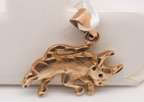 14K YG BULL CHARM