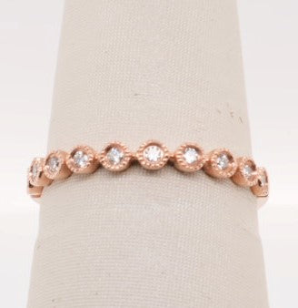 14KR DIAMOND STACKABLE BAND 0.12CTW