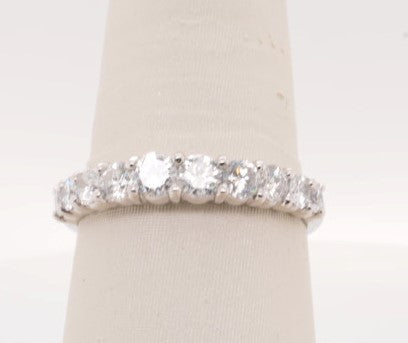 LADIES PLATINUM DIAMOND BAND 1.08CTW 5.1GRM