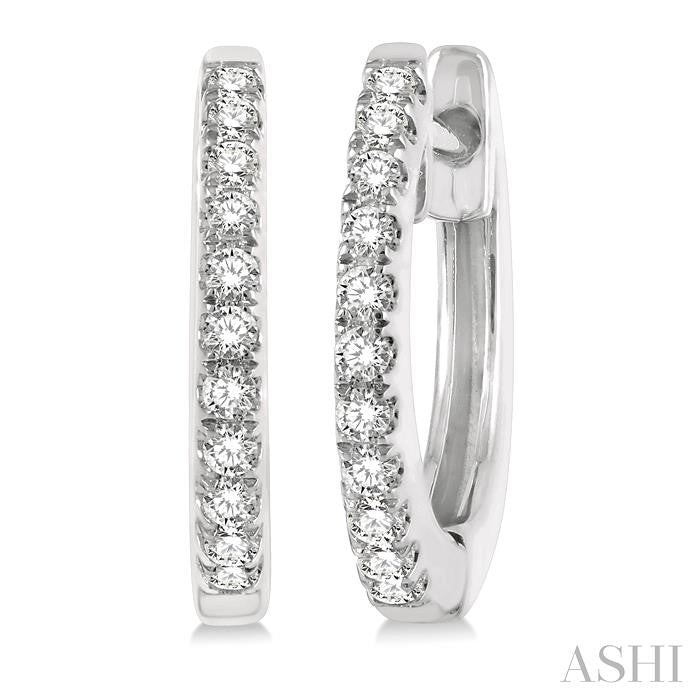 14K WG HUGGIE PETITE EARRINGS 0.15CTW