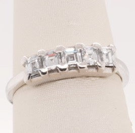 LADIES PLATINUM ASHER DIAMOND RING 5 STONES