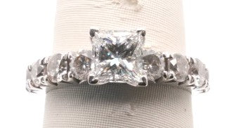 14K WG PRIN CENTER 1.10CT VS2/G WITH ROUNDS 0.80CTW