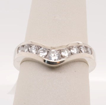 14K WG CHEVRON DIAMOND BAND APX 0.50CTW