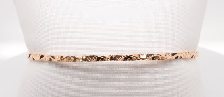 LADIES 14K YG SOLID BANGLE
