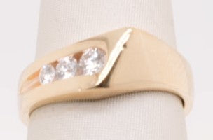 ESTATE LADIES  14K YG DIAMOND BAND APX 0.25CTW