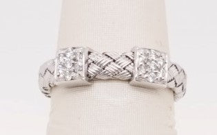 LADIES 18KW FASHION STATION RING