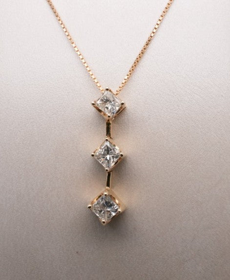 LADIES 14K YG DIAMOND 3 STONE PRINCESS PENDANT 1CTW WITH BOX CHAIN 17"