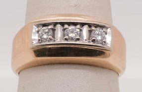 14K GENTS DIAMOND BAND APX 0.30CTW
