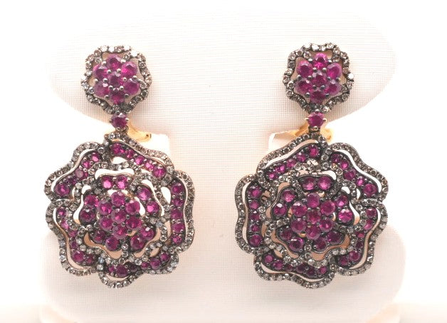 18KY 1.68 CT DIAMOND 4.62 CT SAPPHIRE FLOWER EARRINGS