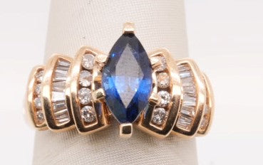 14K YG LADIES ESTATE SAPPHIRE AND DIAMOND RING