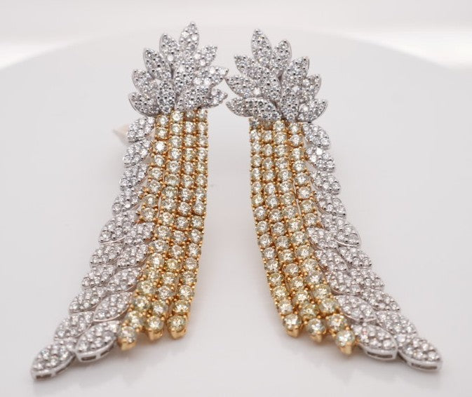 LADIES 18K DIAMOND EARRINGS FY AND WHITE DIAMOND NECKLACE EARRINGS BRA