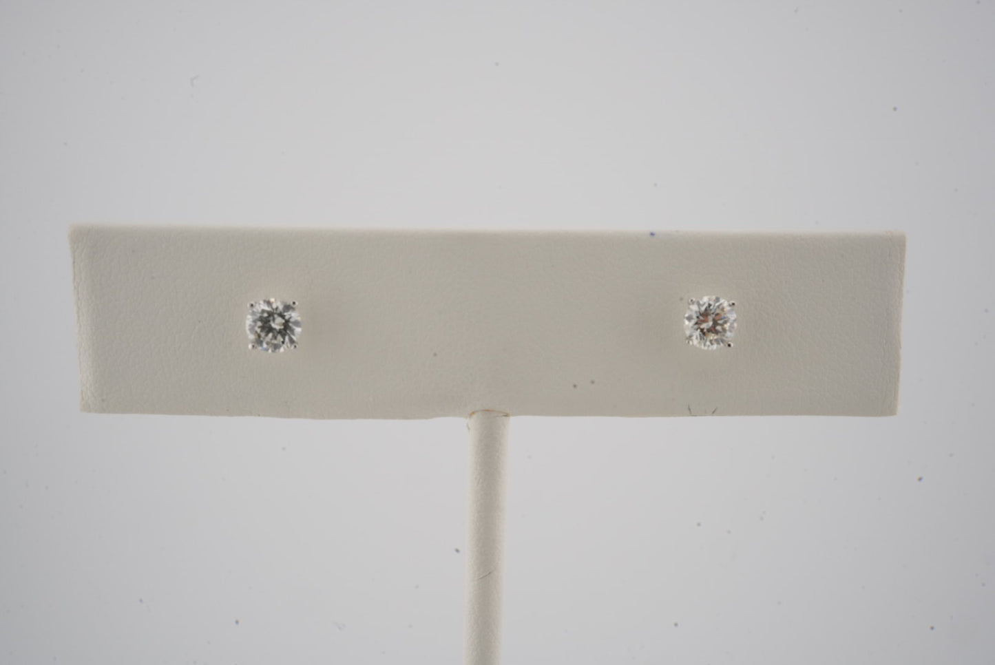 14K WG ROUND DIAMOND STUDS 1.00CTW SI/GH