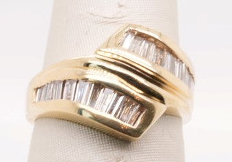 ESTATE LADIES  14K YG BGT DIAMOND RING