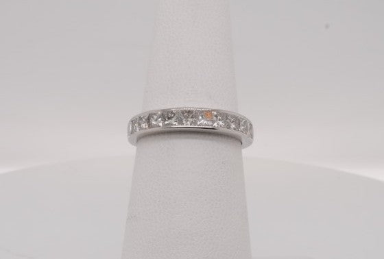LADIES PLAT AND PRINCESS DIAMOND BAND CHANNEL SET 0.60CTW