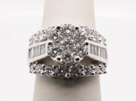 ND 14K WG 4.00 CTW RD/BGT DIAMOND ENGAGEMENT RING