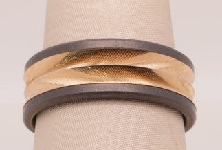 8MM STRGT EDGE TIMELESS CTR 14K YG & TANTALUM  SZ 10