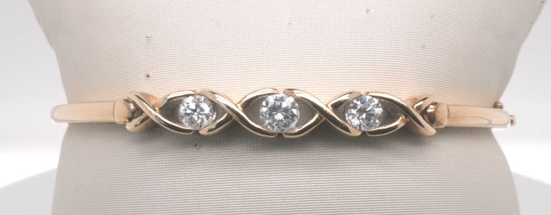LADIES 14K YG DIAMOND BANGLE BRACELET