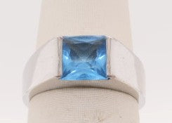 LADIES SS BLUE TOPAZ RING