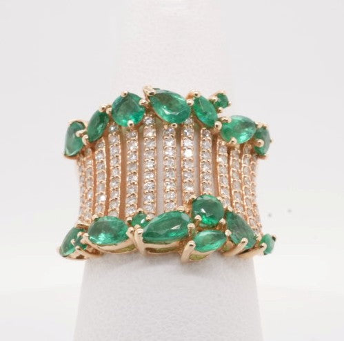 ESTATE LADIES 14K YG EFFY EMERALD 2.09CTW AND DIAMOND 0.53CTW RING