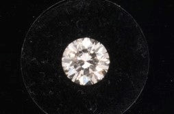 ROUND DIAMOND 0.69CTW  SI2/J