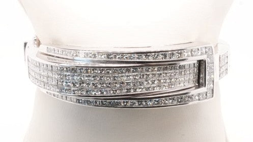 14KW 21.00 CTW PRINCESS CUT INVISIBLE SET BANGLE BRACELET