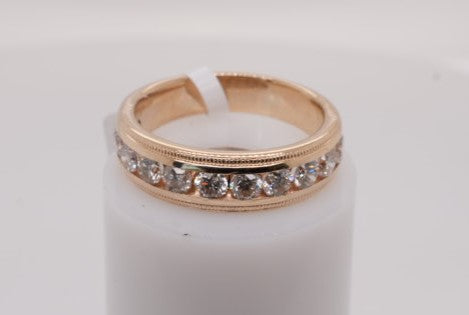 LADIES 14K YG ROUND CHANNEL BAND APX 1.0CTW