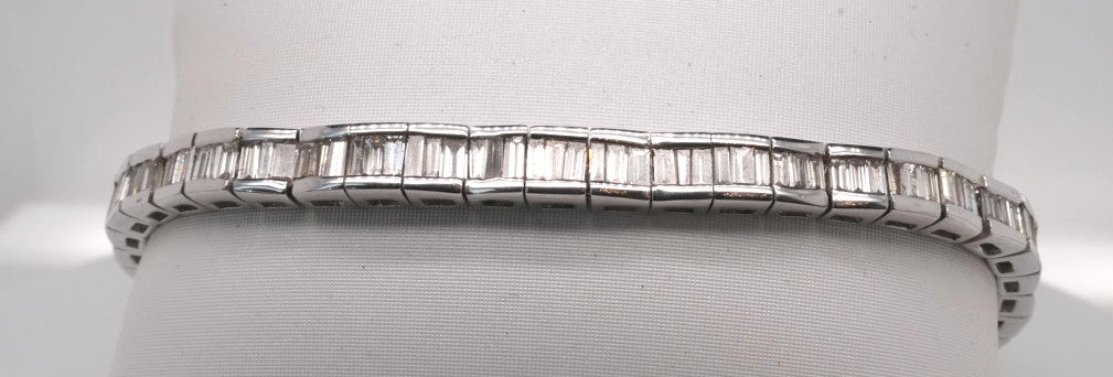 LADIES 18K WHITE GOLD BGTS DIAMOND BRACELET APX 7.30CTW