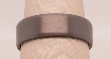 TANT-GREY 7MM SLIGHT BEV  ALL SATIN SZ 10