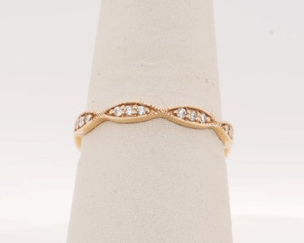 14KY DIAMOND STACKABLE BAND 0.10CTW