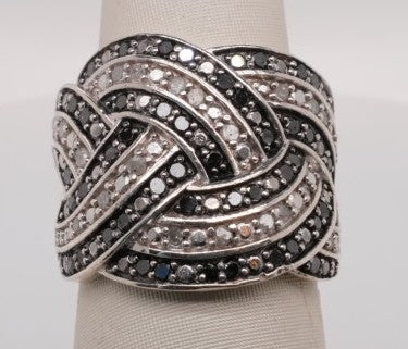 ESTATE SILVER RING WITH BLACK & WHITE DIAMONDS
