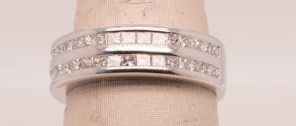 14K WG MENS BAND DOUBLE ROW PRINCESS DIAMOND APX 1.15CTW