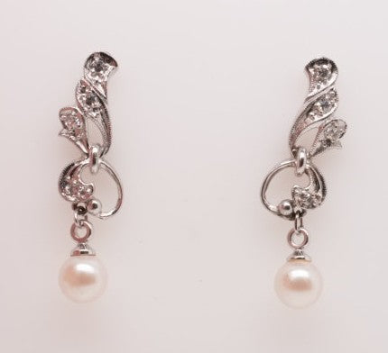 ESTATE EARRINGS WITH DIAMONDS AND PEARLS