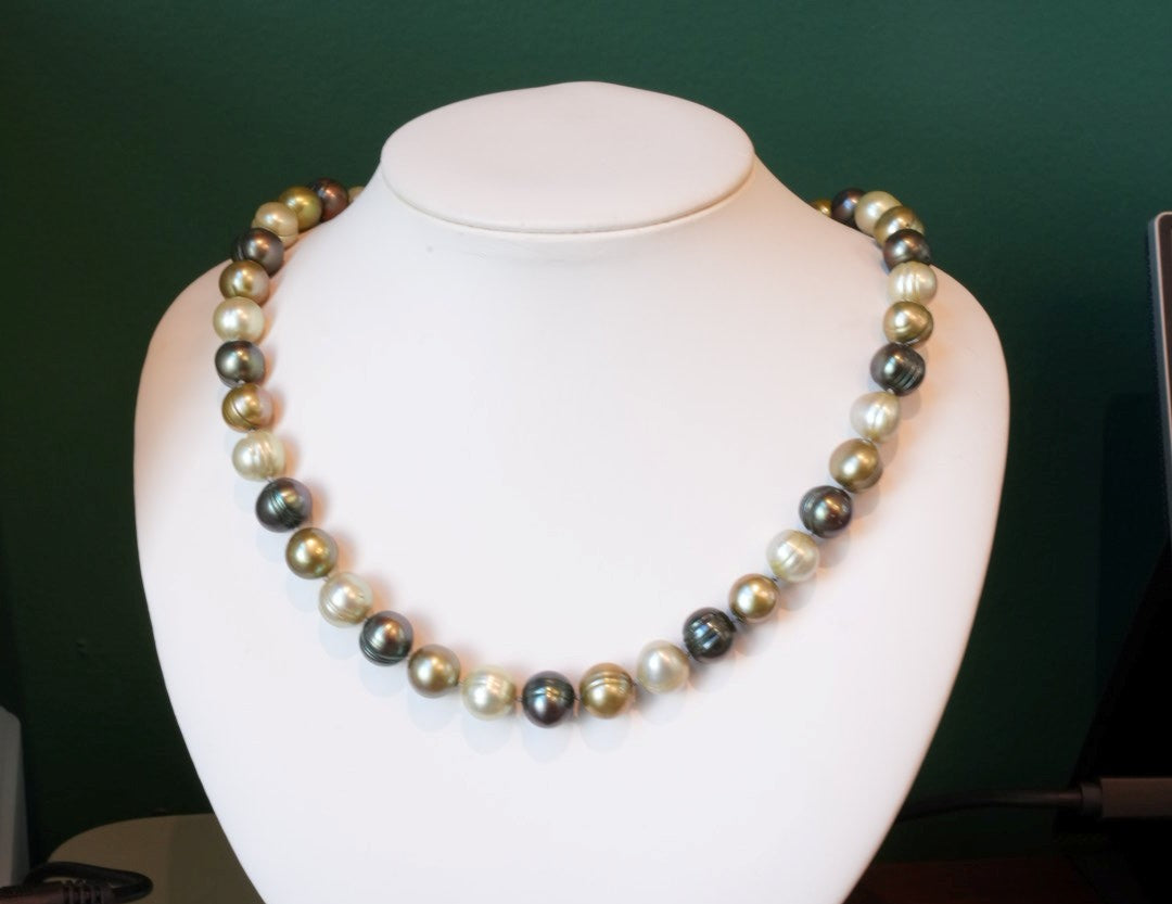 GREEN PEARL NECKLACE 11.5MM WITH 14KYG PEARL CLASP 18"