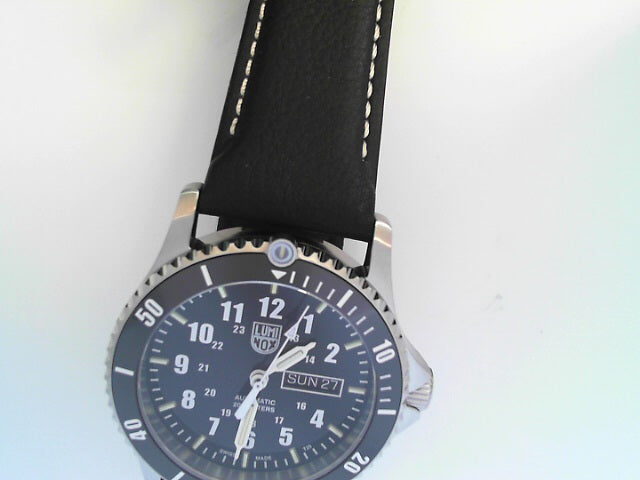 LUMINOX SERIES 900 42MM AUTOMATIC BLUE/WHT BLACK LEATHER BAND