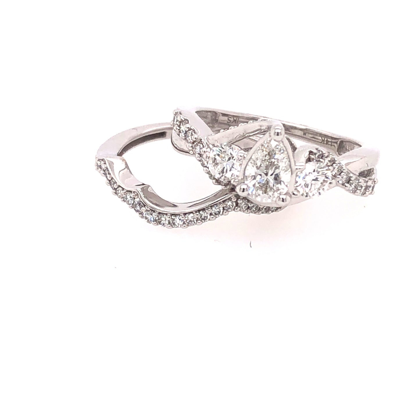14K WG 1.25 CTW 0.50 CENTER PEAR DIAMOND ENGAGEMENT SET