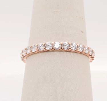 14K RG 1.0 CTW DIAMOND WEDDING BAND 24 STONES