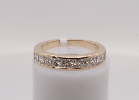 ESTATE LADIES 14K YG DIAMOND PRINCESS BAND APX 1CTW