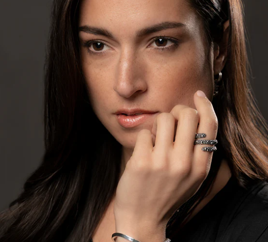 King Baby Ladies Spiral Stingray Ring