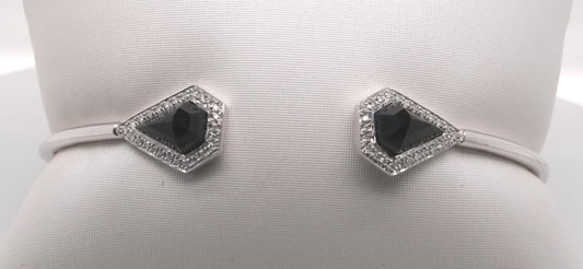 LADIES 14KWG ONYX= 1.56CTW & DIAMOND= 0.17CTW BANGLE