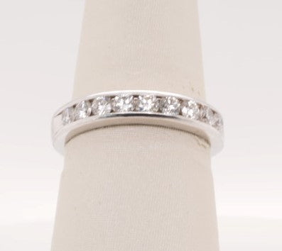 LADIES PLAT 0.50CTW ROUND CHANNEL BAND